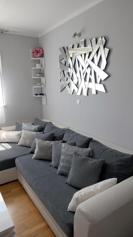 Апартаменти Apartman *Sanja* Оміш Екстер'єр фото