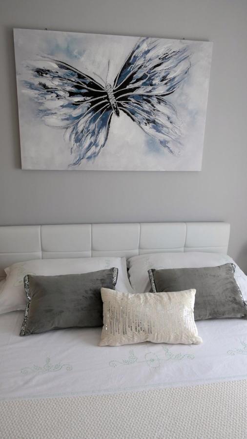 Апартаменти Apartman *Sanja* Оміш Екстер'єр фото